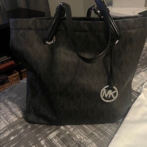 Michael Kors Signature Black Tote